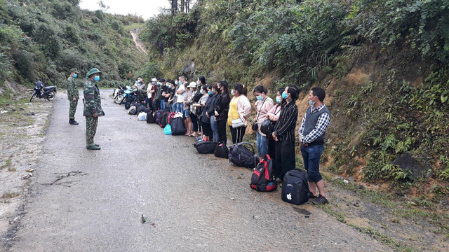 Bắt giữ 31 người nhập cảnh trái phép từ Trung Quốc về Việt Nam