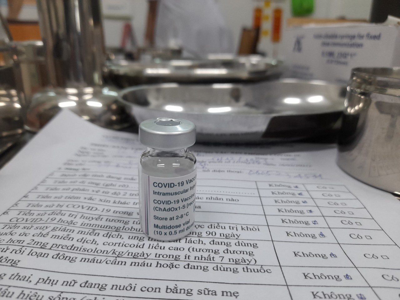 Một nhân viên y tế sốc phản vệ sau tiêm, Đà Nẵng tạm dừng lô vắc xin Covid-19